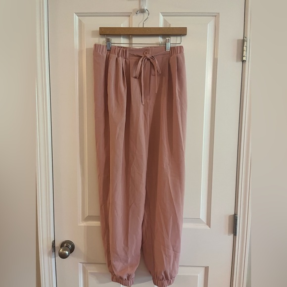 NWT’s Pink Two Piece Set - Picture 3 of 6